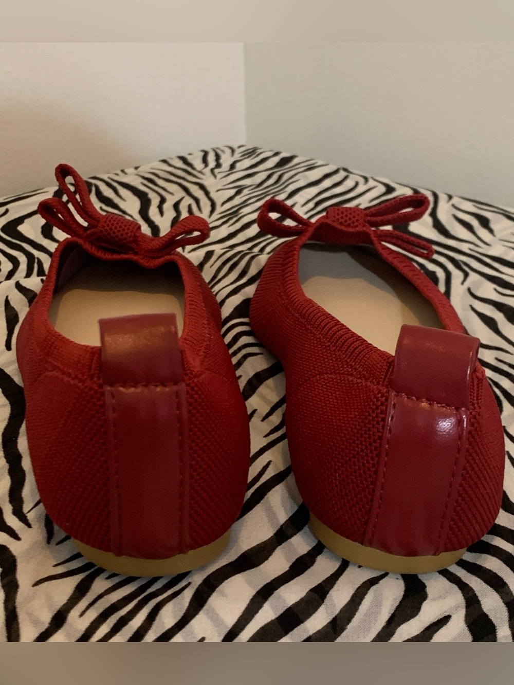 Tahari Athens Ballet Flats - Picture 7 of 9